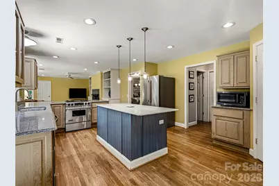 2526 Kanuga Road, Hendersonville, NC 28739 - Photo 20