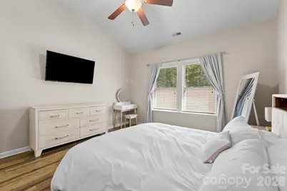 10014 Goose Landing Drive, Charlotte, NC 28269 - Photo 22