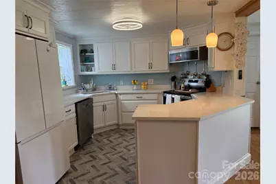 227 Cranbrook Circle, Hendersonville, NC 28792 - Photo 16