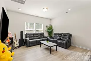 4627 Shattalon Dr, Winston Salem, NC 27106 - Photo 4