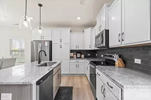 4627 Shattalon Dr, Winston Salem, NC 27106 - Photo 12