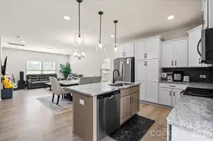 4627 Shattalon Dr, Winston Salem, NC 27106 - Photo 8