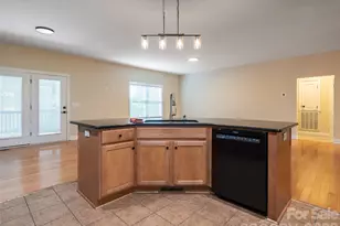 125 Craggy St, Black Mountain, NC 28711 - Photo 24