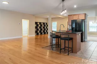 125 Craggy St, Black Mountain, NC 28711 - Photo 20