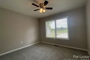 605 Frank St, Kannapolis, NC 28081 - Photo 14