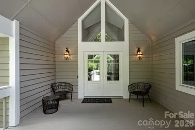 128 Overlook Drive, Flat Rock, NC 28731 - Photo 2