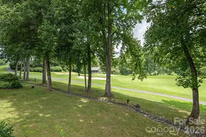 128 Overlook Drive, Flat Rock, NC 28731 - Photo 10