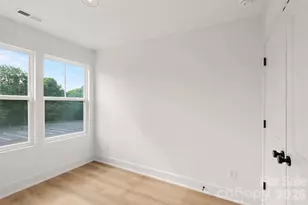 206 W Todd Ln, Charlotte, NC 28208 - Photo 12