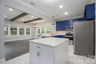 1573 Wilburn Park Lane NW, Charlotte, NC 28269 - Photo 2