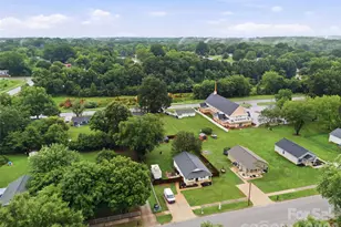 1003 Adams St, Statesville, NC 28677 - Photo 30