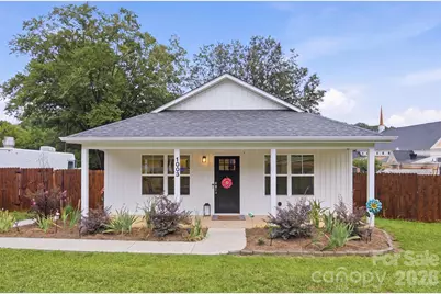 1003 Adams Street, Statesville, NC 28677 - Photo 1