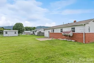 57 Spruce St, Waynesville, NC 28786 - Photo 18