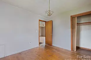 57 Spruce St, Waynesville, NC 28786 - Photo 12