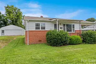 57 Spruce St, Waynesville, NC 28786 - Photo 14