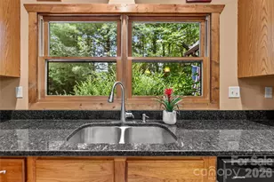 129 Nodatsi Ct, Brevard, NC 28712 - Photo 20