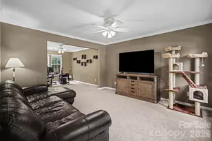 138 Nahcotta Dr, Mooresville, NC 28115 - Photo 6
