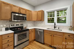 29 Winding Rd, Asheville, NC 28803 - Photo 8