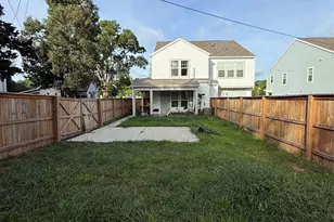231 Hoskins Ave Dr, Charlotte, NC 28208 - Photo 4