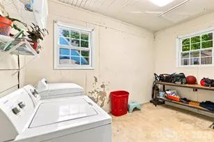 704 N Washington St, Shelby, NC 28150 - Photo 14