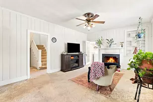 704 N Washington St, Shelby, NC 28150 - Photo 2