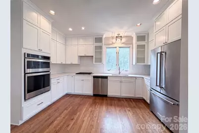 18805 Boundary Oaks Court, Davidson, NC 28036 - Photo 2