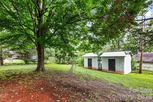 1921 4th St SW, Hickory, NC 28602 - Photo 22