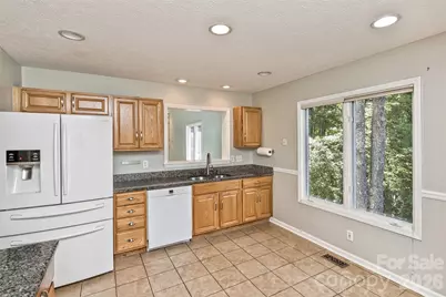 100 Titleist Way, Hendersonville, NC 28739 - Photo 8