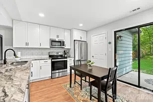 112 Joshua Case Ct, Fort Mill, SC 29715 - Photo 6