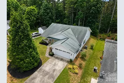 17 Coventry Circle E, Franklin, NC 28734 - Photo 4