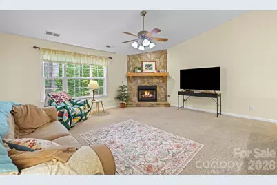 17 Coventry Circle E, Franklin, NC 28734 - Photo 10