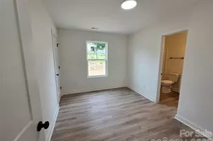 911 Hill St, Albemarle, NC 28001 - Photo 14