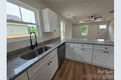 911 Hill Street, Albemarle, NC 28001 - Photo 8