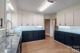 912 Rankin Ave, Gastonia, NC 28052 - Photo 14