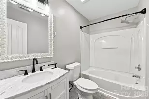 5519 Mt Mansfield Rd, Charlotte, NC 28278 - Photo 12
