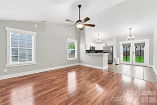 5519 Mt Mansfield Rd, Charlotte, NC 28278 - Photo 4