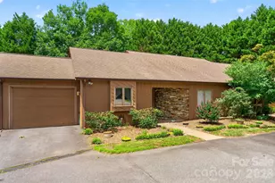 1736 12th St NE, Hickory, NC 28601 - Photo 1