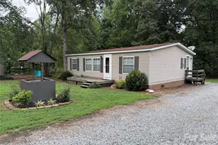 2932 Loop Rd, Lincolnton, NC 28092 - Photo 2