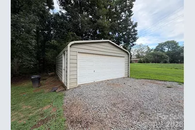 2932 Loop Road, Lincolnton, NC 28092 - Photo 24