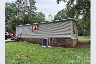 2932 Loop Road, Lincolnton, NC 28092 - Photo 22