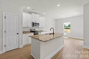 8118 Cravat Ct, Charlotte, NC 28215 - Photo 8