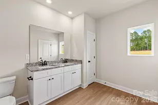8121 Cravat Ct, Charlotte, NC 28215 - Photo 18