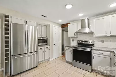 10724 Downpatrick Place, Charlotte, NC 28262 - Photo 8