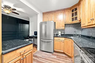 200 N Laurel Ave, Charlotte, NC 28207 - Photo 12