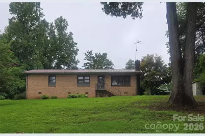 2734 Orchard Street, Newton, NC 28658 - Photo 2