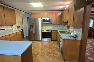 2734 Orchard St, Newton, NC 28658 - Photo 10