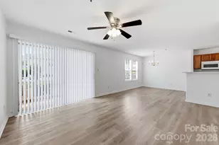 3965 Mohawk Ct, Charlotte, NC 28215 - Photo 2