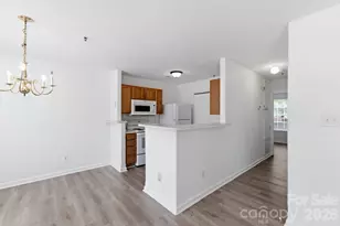 3965 Mohawk Ct, Charlotte, NC 28215 - Photo 8