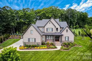 1115 Shelton Oaks Ct, Matthews, NC 28105 - Photo 1