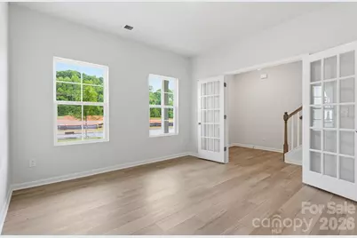 4013 Juno Drive, Charlotte, NC 28215 - Photo 4