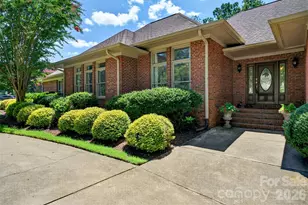 216 Muirfield Dr, Spartanburg, SC 29306 - Photo 1